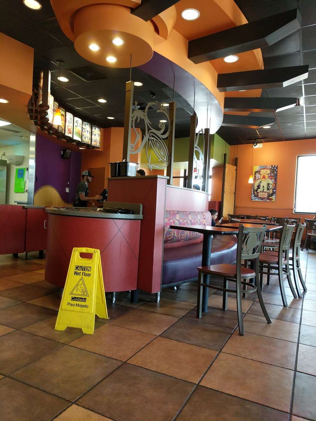 Taco Bell | 526 N Interstate 35 East, Lancaster, TX 75146 | Phone: (972) 223-7705