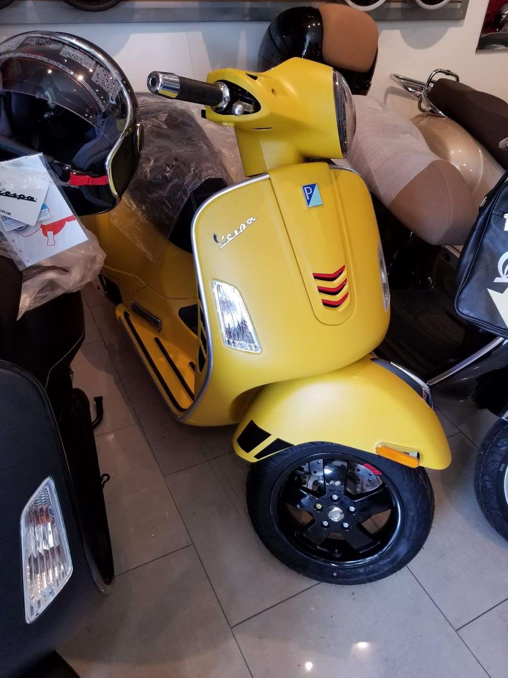 Beach City Mopeds and Scooters | 1945 Laguna Canyon Rd, Laguna Beach, CA 92651, USA | Phone: (949) 715-1220