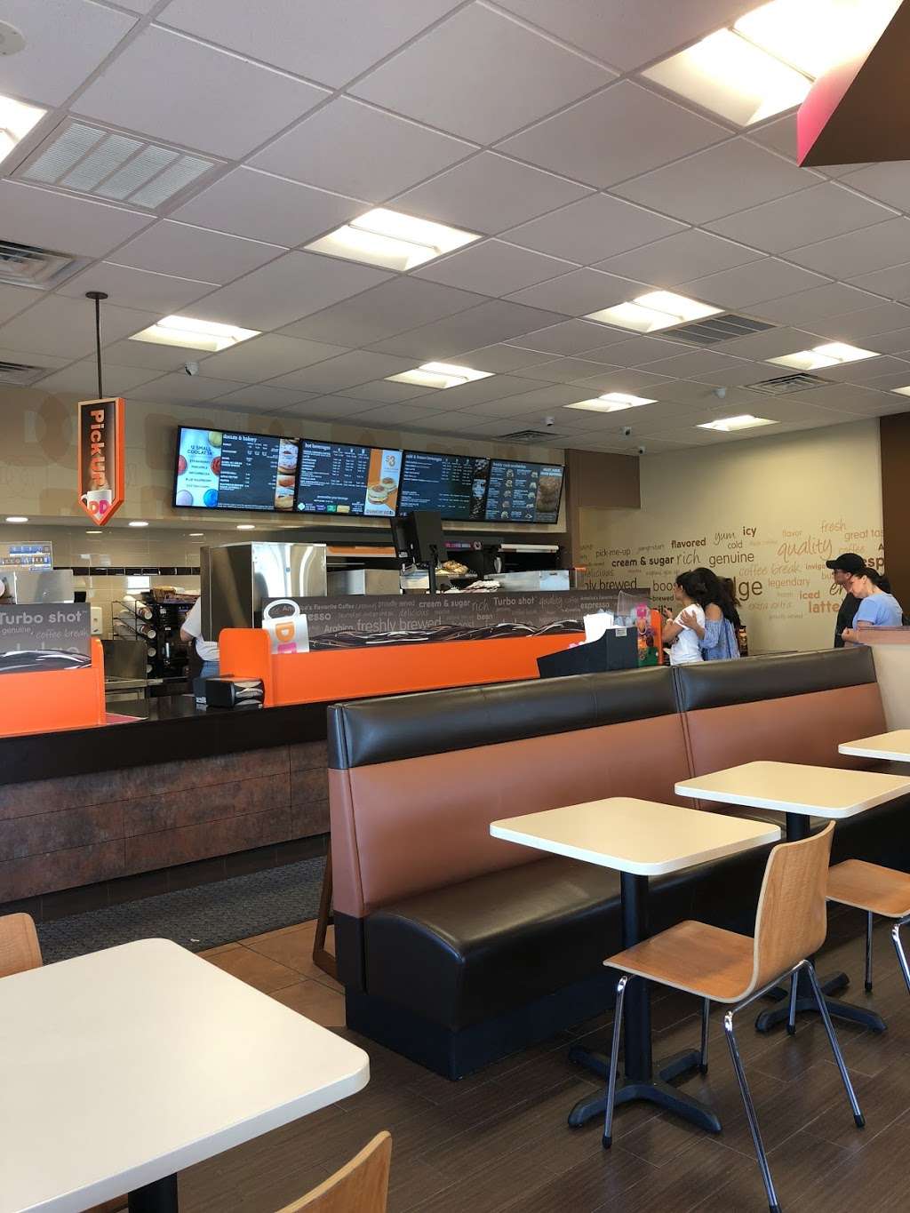 Dunkin | 1826 W Reynolds St, Pontiac, IL 61764, USA | Phone: (815) 419-2337