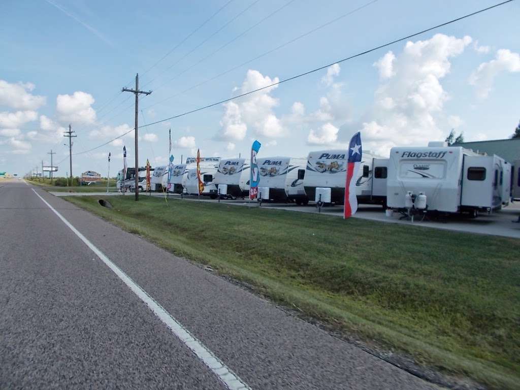 Ron Hoover RV & Marine of South Houston | 1903 Gulf Fwy, La Marque, TX 77568, USA | Phone: (409) 935-7101