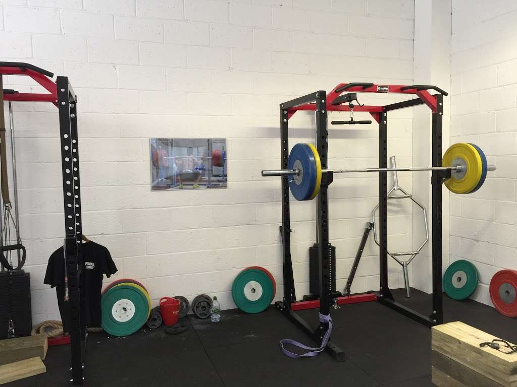 Wimbledon Strength Club | Unit 3, 50 Windsor Ave, Wimbledon, London SW19 2TJ, UK | Phone: 07712 511601