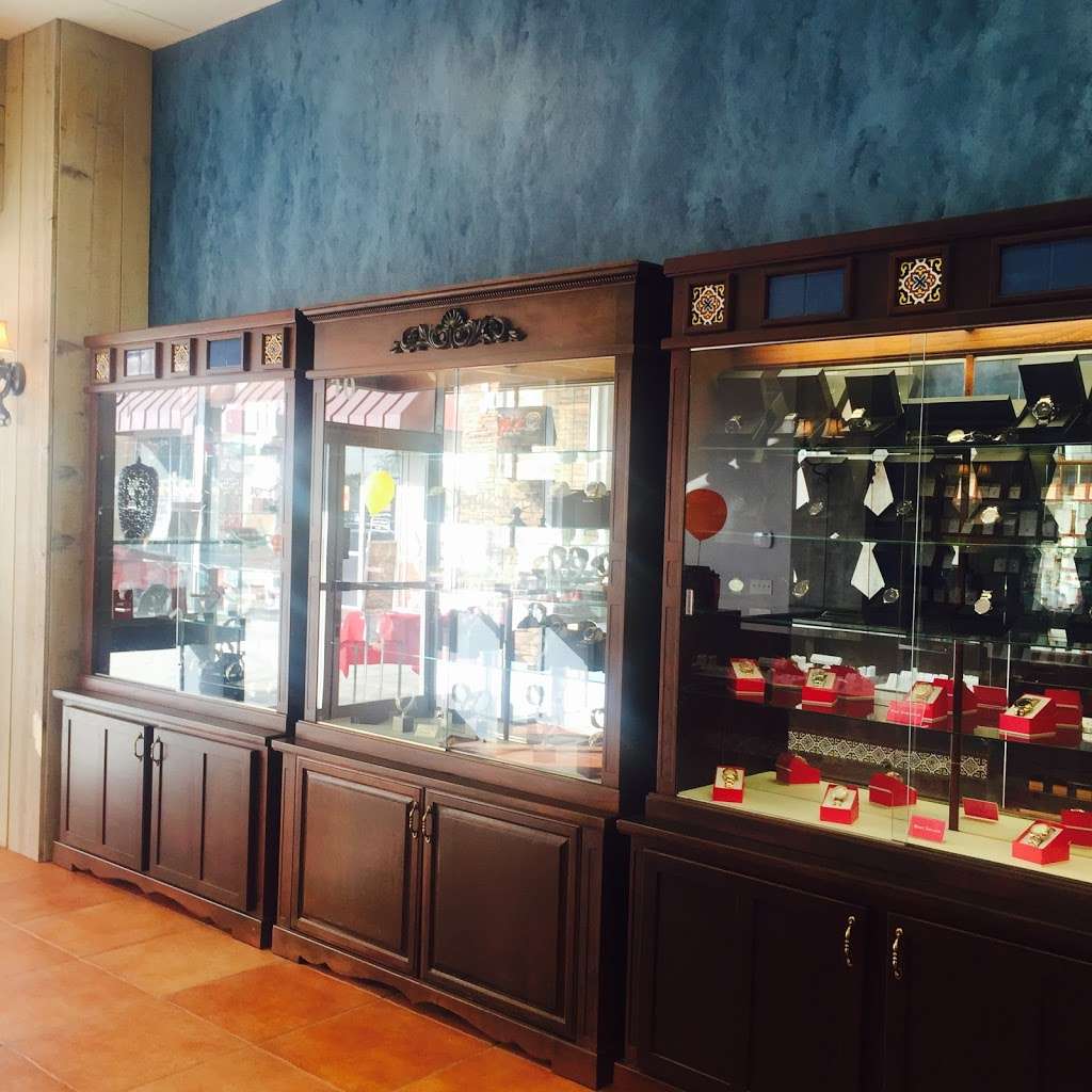 Don Roberto Jewelers | 11005 Firestone Blvd #110, Norwalk, CA 90650, USA | Phone: (562) 653-4032