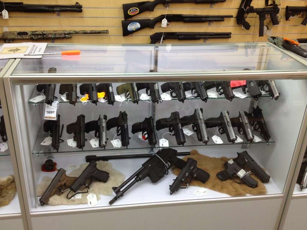 Odessa Pawn & Gun Shop | 210 S 2nd St, Odessa, MO 64076, USA | Phone: (816) 230-8661