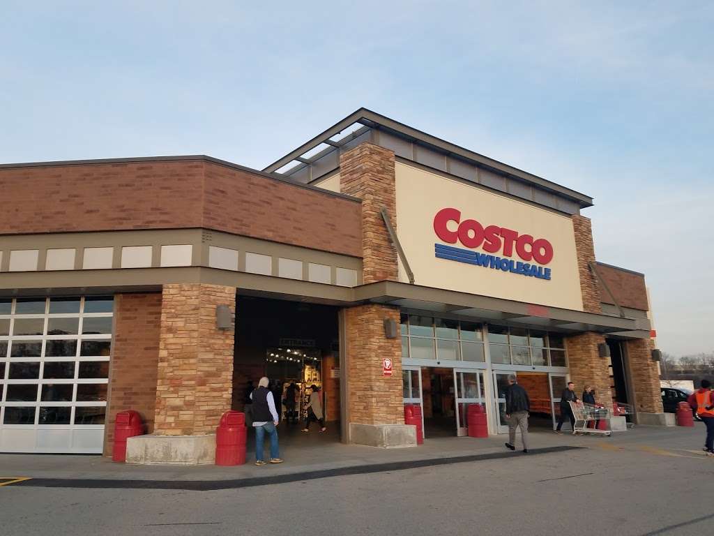 Costco Wholesale | 25901 Riverwoods Rd, Mettawa, IL 60045, USA | Phone: (847) 235-1302