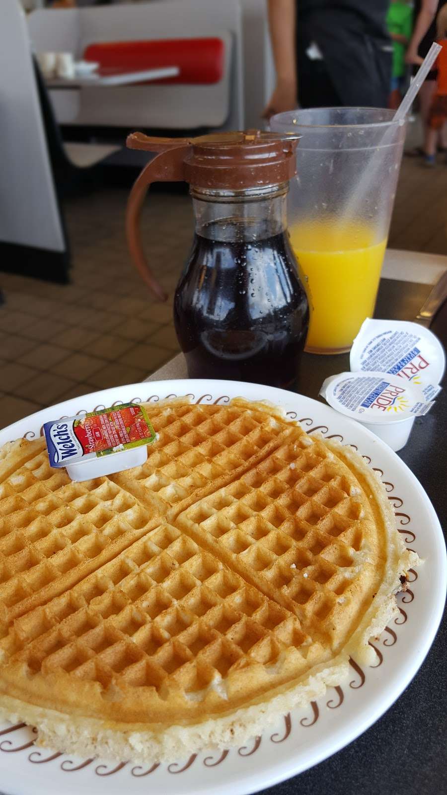 Waffle House | 44215 US-27, Davenport, FL 33897, USA | Phone: (863) 424-1426