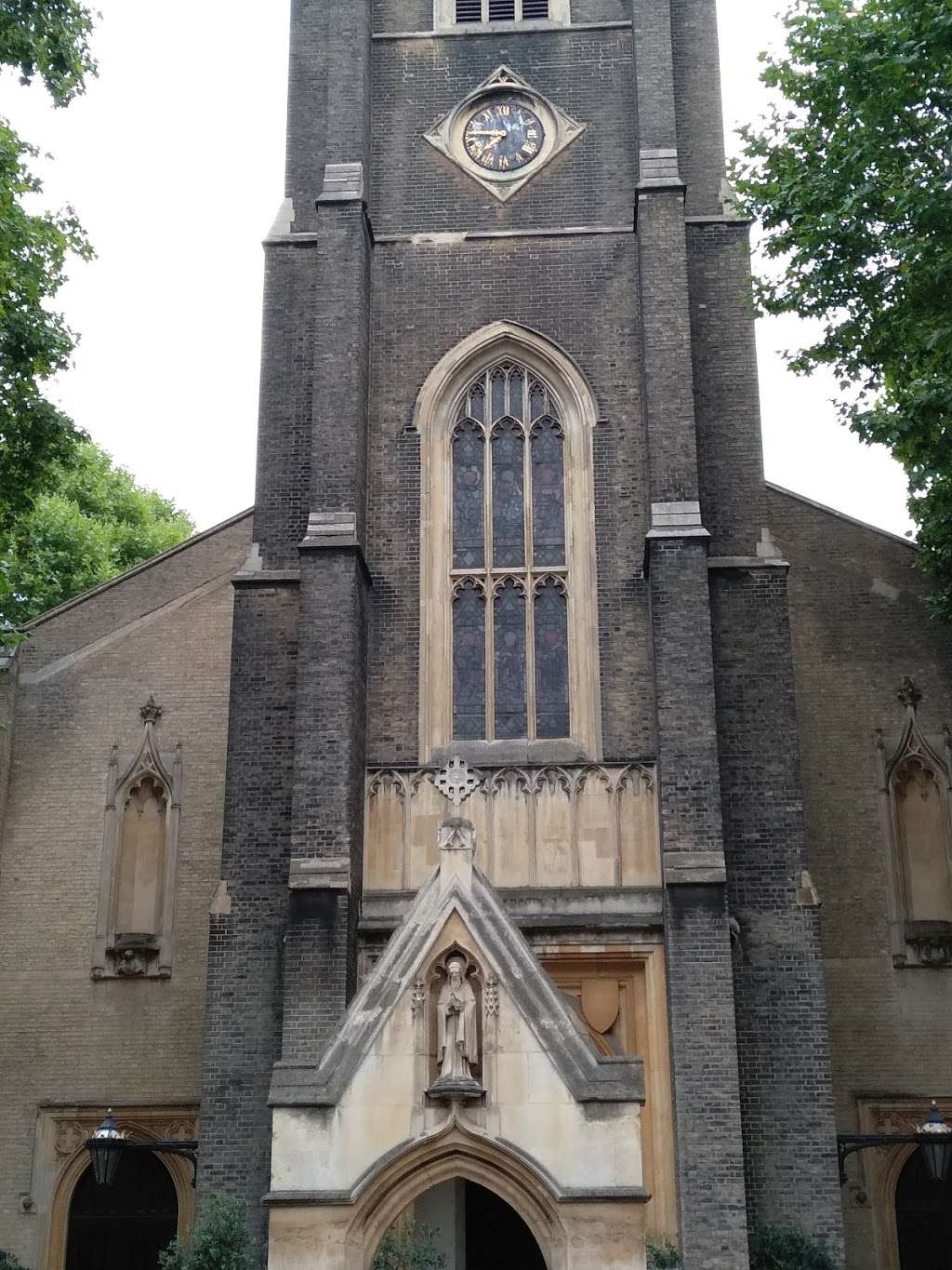 St Pauls Church | 32a Wilton Pl, Knightsbridge, London SW1X 8SH, UK | Phone: 020 7201 9999