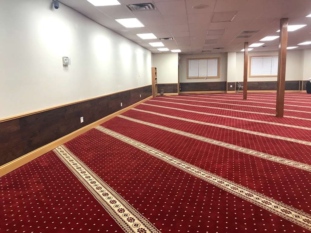 Islamic Center of Chicago | 3357 W 63rd St, Chicago, IL 60629, USA | Phone: (773) 436-8083