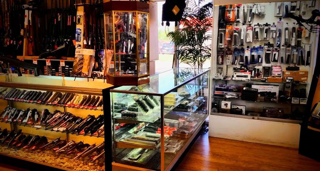 Rocky Mountain Pawn | 875 E Bridge St, Brighton, CO 80601 | Phone: (720) 408-9318