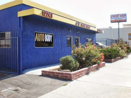 J I Body Shop | 4219 Rosemead Blvd, Pico Rivera, CA 90660 | Phone: (626) 579-0980