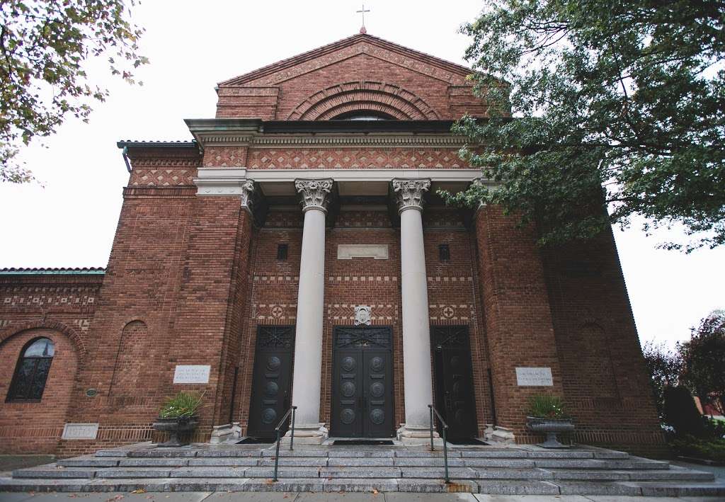 St. Aloysius Roman Catholic Church | 592 Middle Neck Rd, Great Neck, NY 11023, USA | Phone: (516) 482-2770