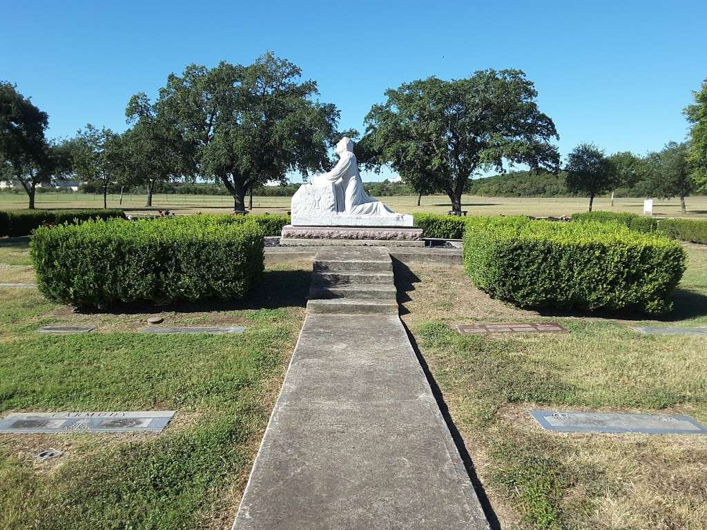 Holy Cross Cemetery | Photo 1 of 9 | Address: 17501 Nacogdoches Rd, San Antonio, TX 78266, USA | Phone: (210) 651-6011