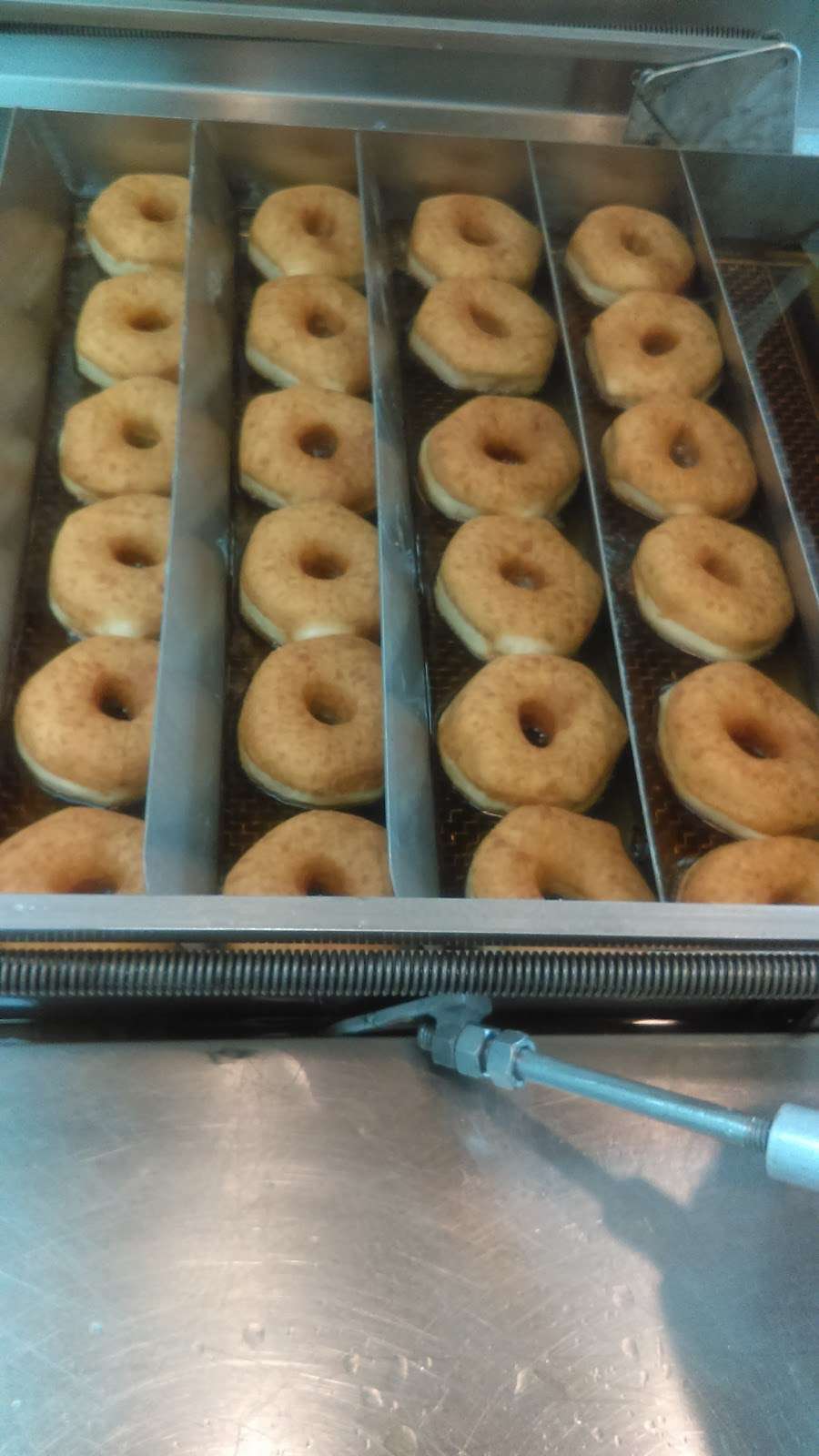 Shipley Do-Nuts | 6115 Telephone Rd, Houston, TX 77087, USA | Phone: (713) 644-9666