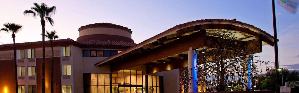 Holiday Inn Express Scottsdale North | 7350 E Gold Dust Ave, Scottsdale, AZ 85258, USA | Phone: (480) 596-6559