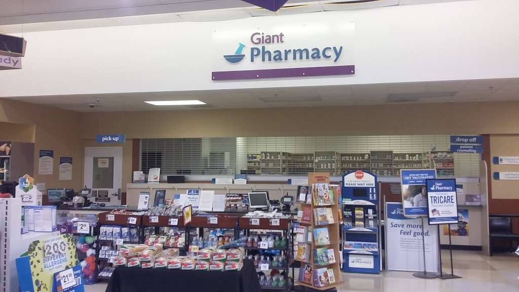 Giant Pharmacy | 635 Potomac Station Dr, Leesburg, VA 20176, USA | Phone: (571) 258-1901