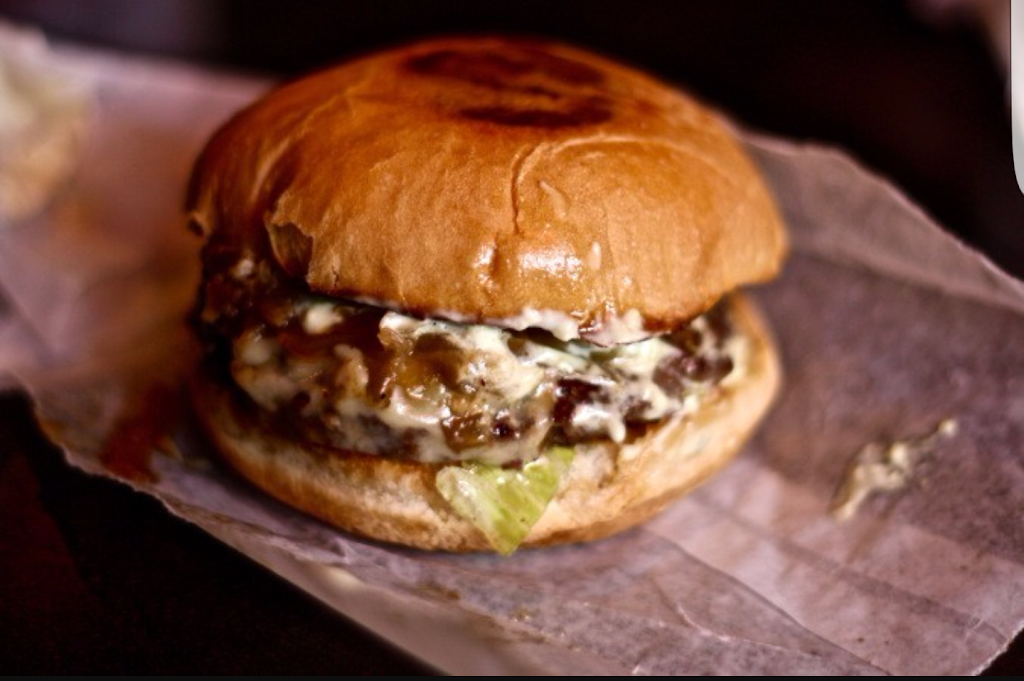 Tams Burgers | 17095 E Foothill Blvd, Fontana, CA 92335, USA | Phone: (909) 357-1713