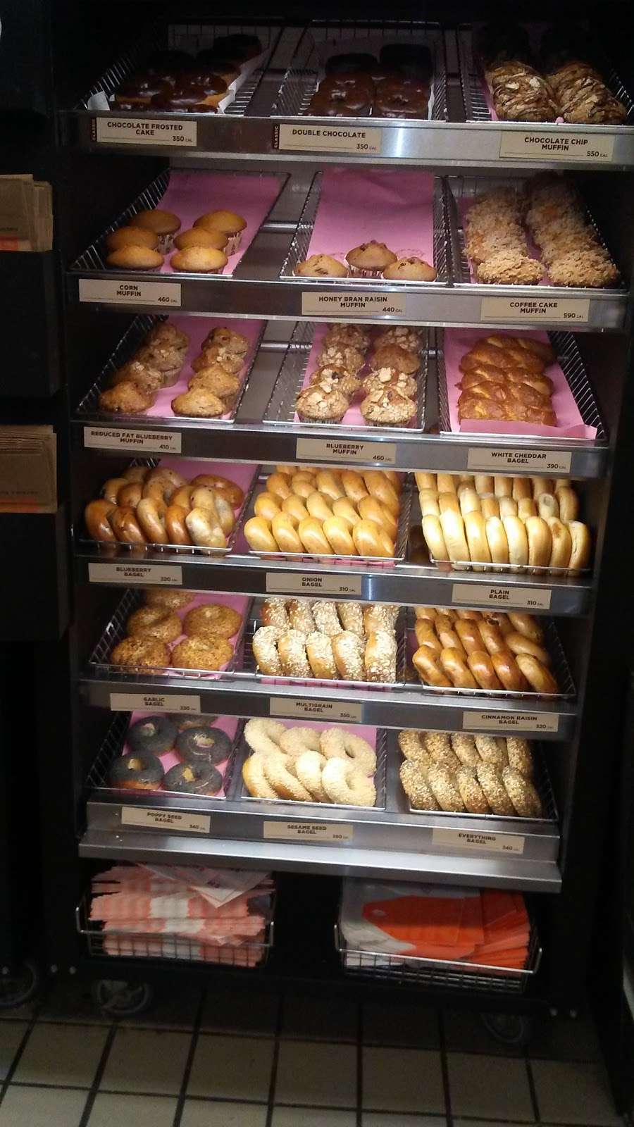 Dunkin Donuts | 3804 Kirkwood Hwy, Wilmington, DE 19808, USA | Phone: (302) 998-1600