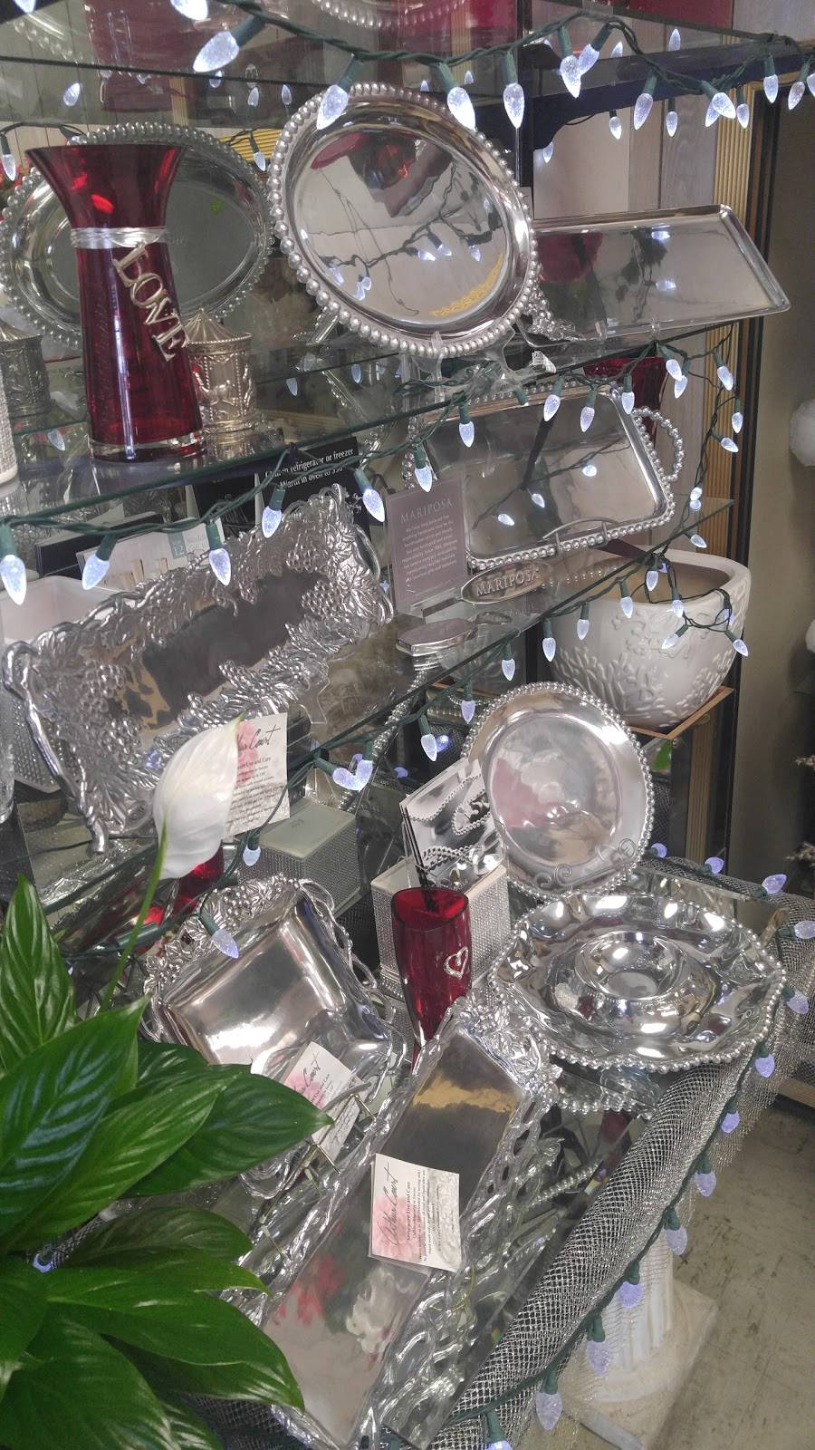 Avenue of Flowers | 5558 E Kings Canyon Rd, Fresno, CA 93727, USA | Phone: (559) 252-9200