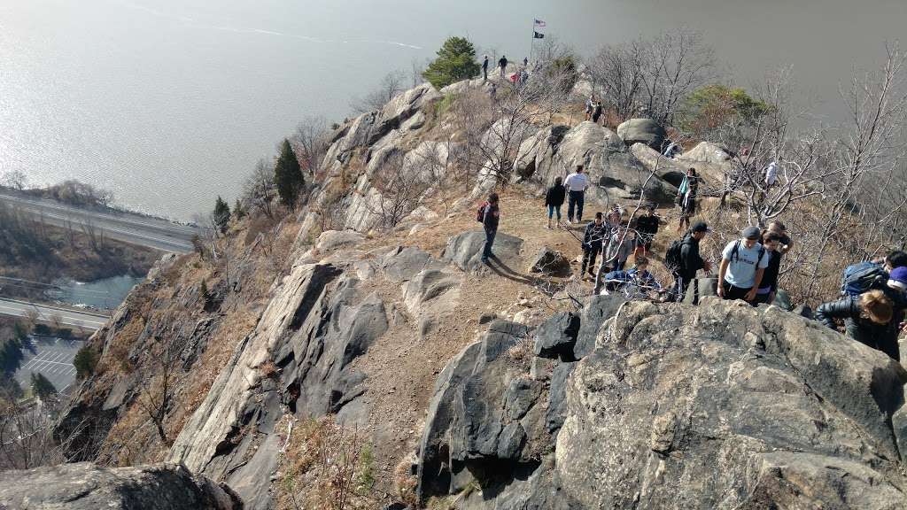 Breakneck Ridge Trail | Breakneck Ridge Trail, Cold Spring, NY 10516, USA | Phone: (201) 512-9348