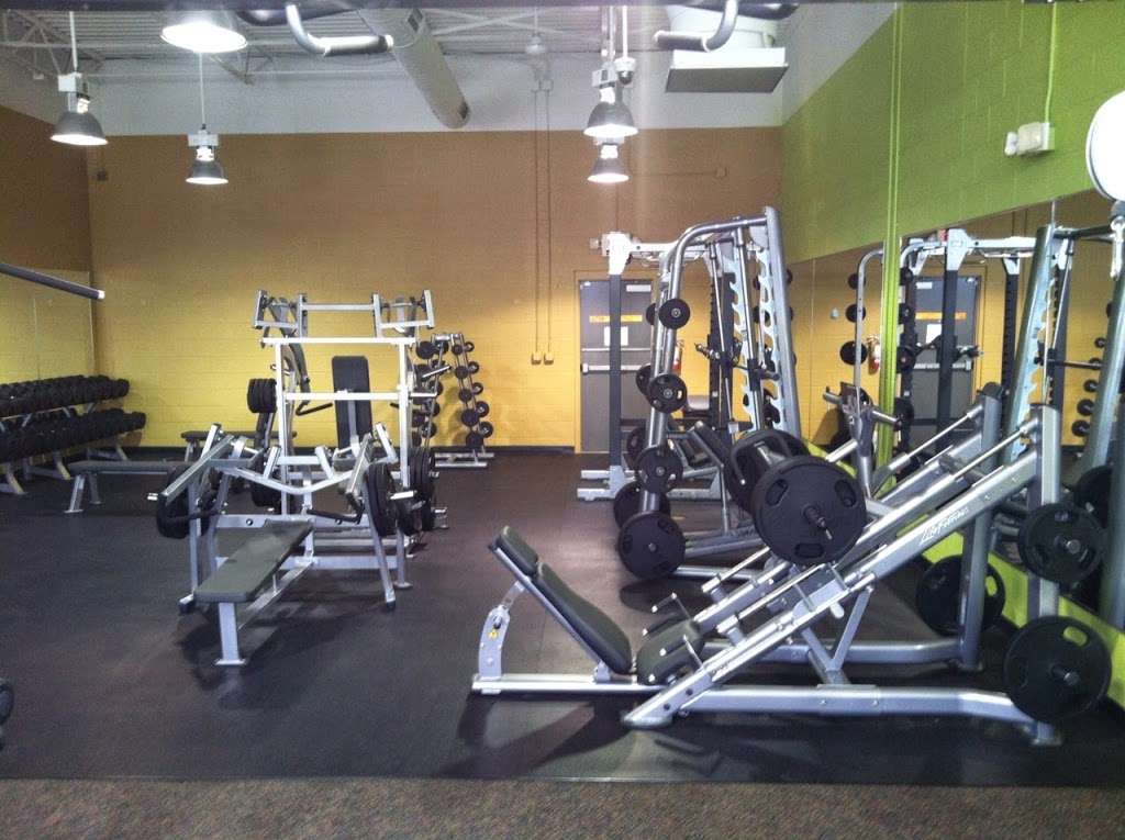 Anytime Fitness | 15040 Idlewild Rd, Matthews, NC 28104, USA | Phone: (704) 989-1354