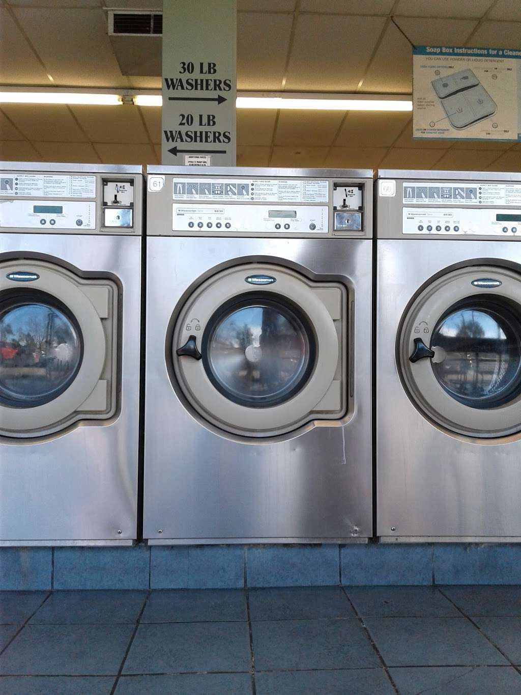 Norwalk Coin Laundry | 20300 Norwalk Blvd, Lakewood, CA 90715, USA | Phone: (562) 809-3433