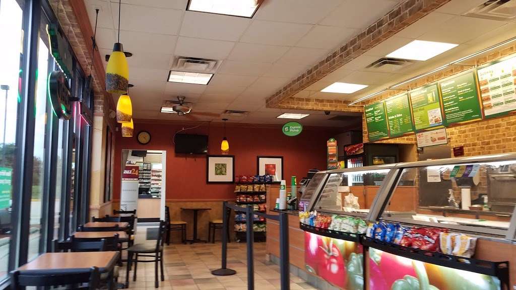 Subway Restaurants | 13657 Beverly Ford Rd, Elkwood, VA 22718, USA | Phone: (540) 727-0023