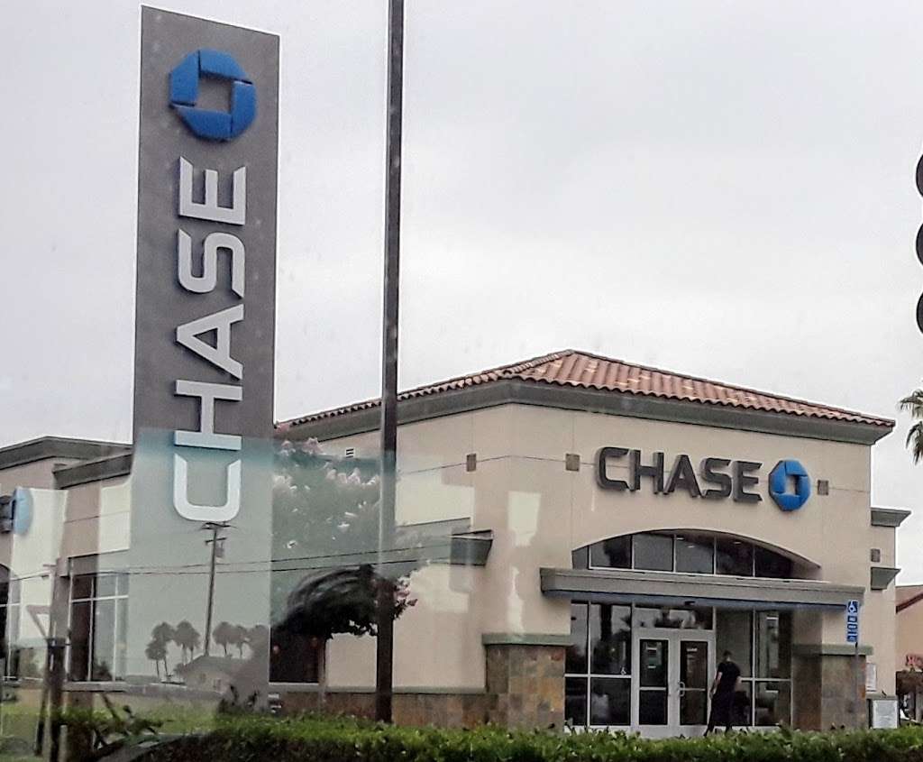 Chase Bank | 2240 E Carson St, Long Beach, CA 90807, USA | Phone: (562) 997-9230