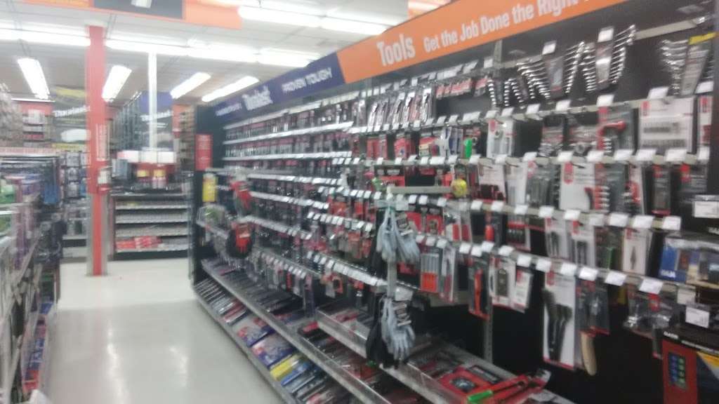 AutoZone Auto Parts | 1960 S Alma School Rd, Chandler, AZ 85286, USA | Phone: (480) 722-2024