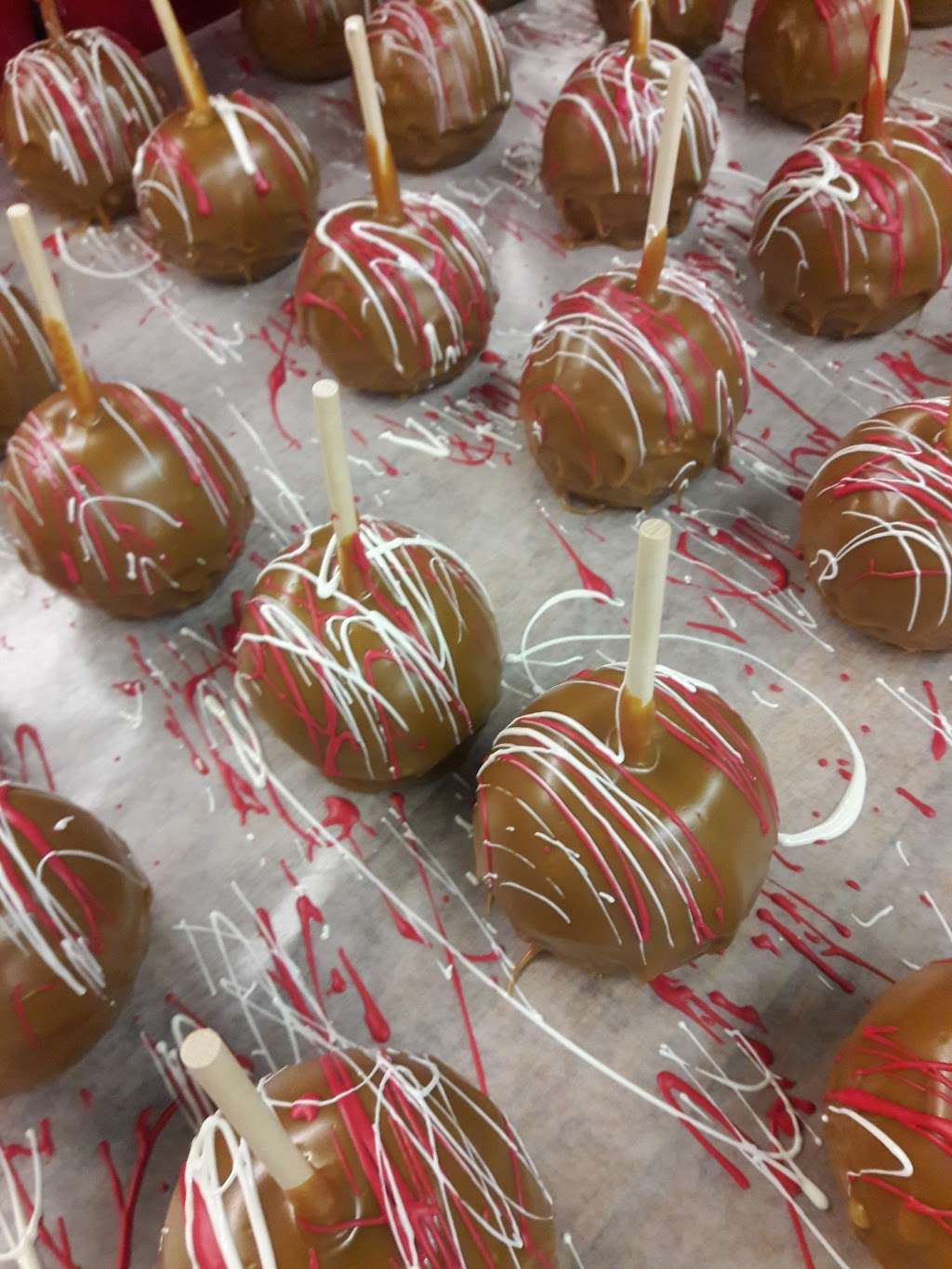 Cupid Candies | 7637 S Western Ave, Chicago, IL 60620, USA | Phone: (773) 925-8191