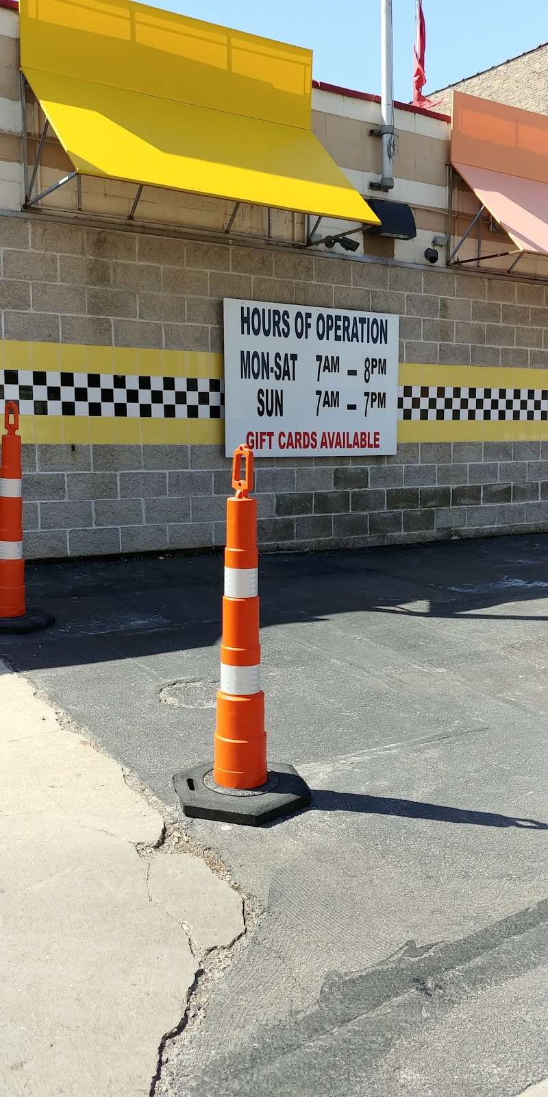 Scrub-A-Dub Car Wash | 2323 W Wisconsin Ave, Milwaukee, WI 53233, USA | Phone: (414) 344-6687