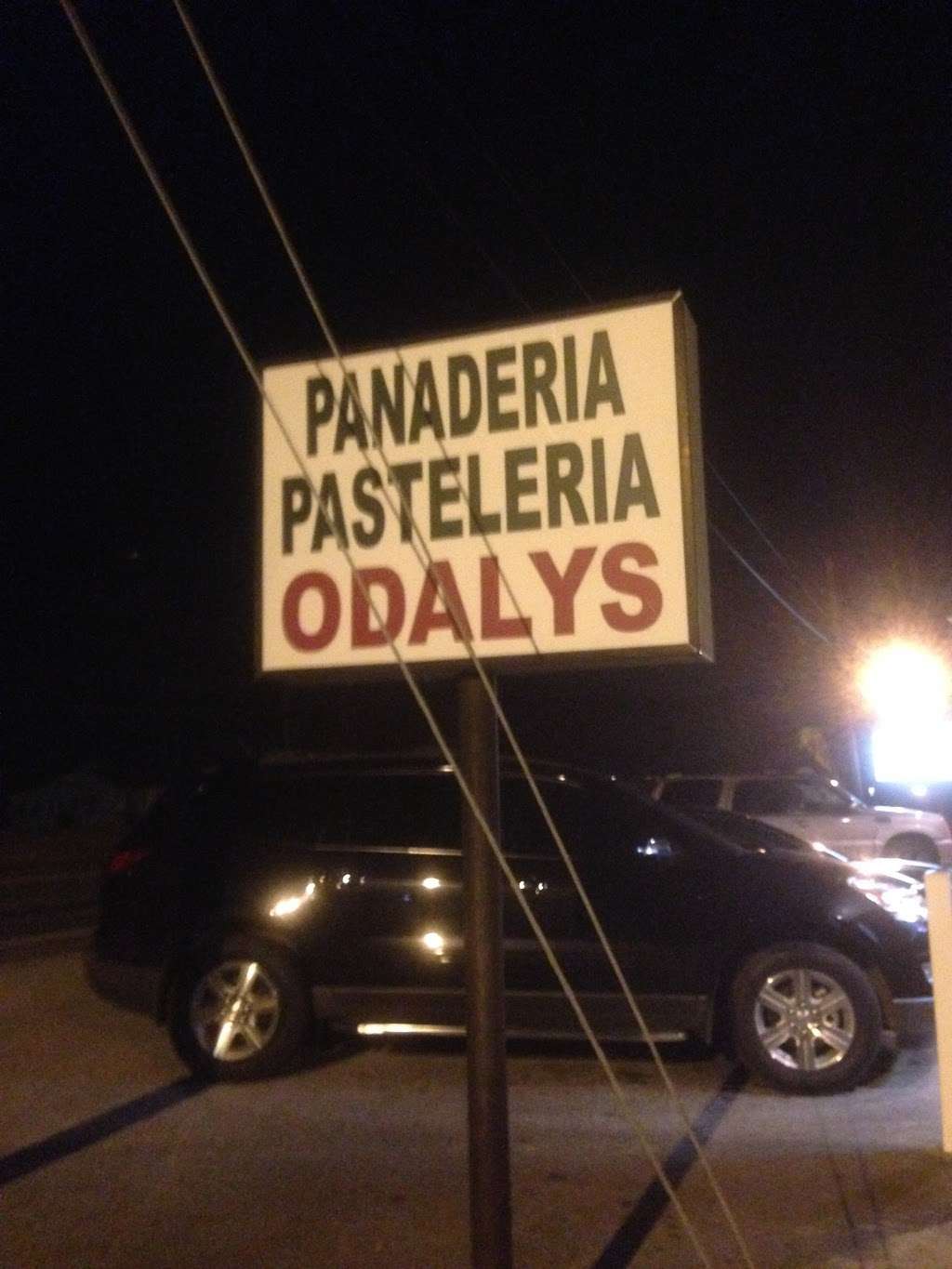 Odalys Panadaria Y Pasteleria | 1760 N Main St, Salisbury, NC 28144, USA | Phone: (704) 856-0053