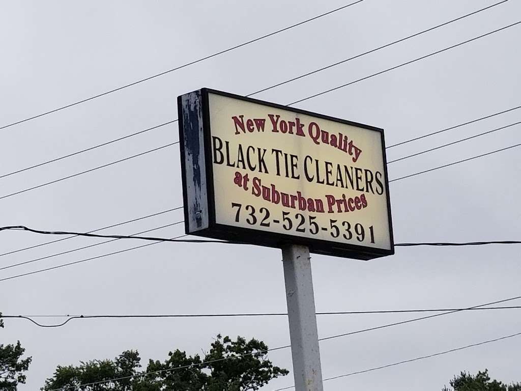 Blacktie cleaners | 3008 Bordentown Ave, Parlin, NJ 08859, USA | Phone: (732) 525-5391