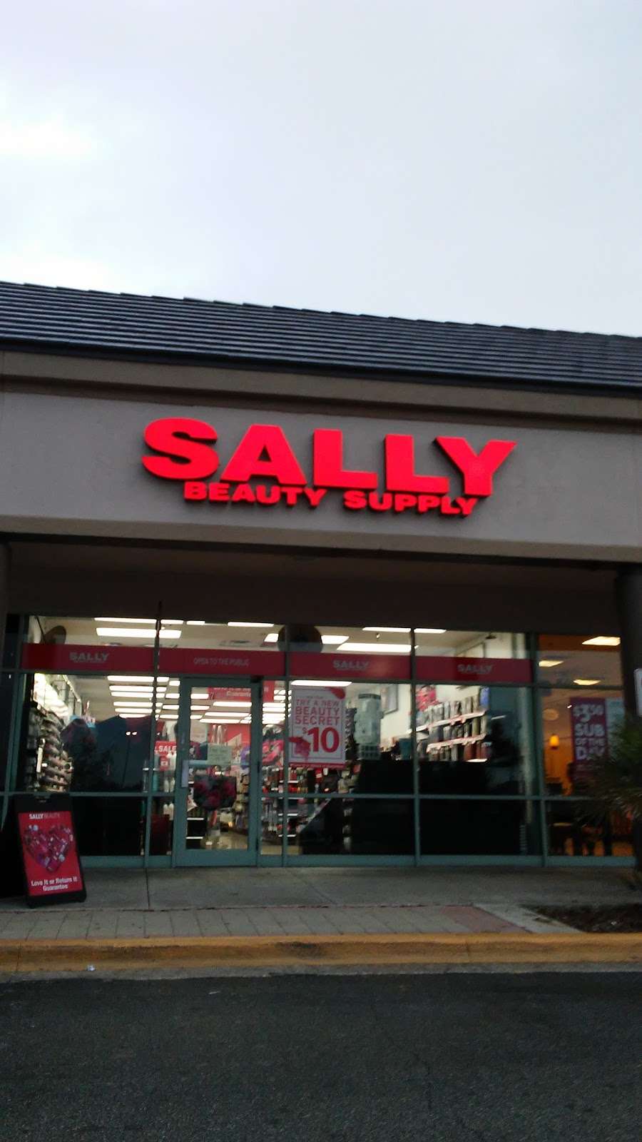 Sally Beauty | 7433 W Colonial Dr, Orlando, FL 32818 | Phone: (407) 292-9046