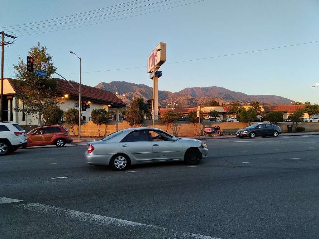 Foothill / Mount Gleason | Los Angeles, CA 91040, USA