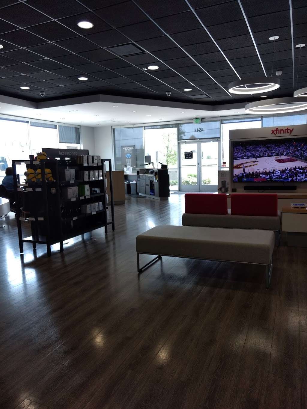 Xfinity Store by Comcast | 4545 East Sam Houston Pkwy S, Pasadena, TX 77505, USA | Phone: (800) 934-6489