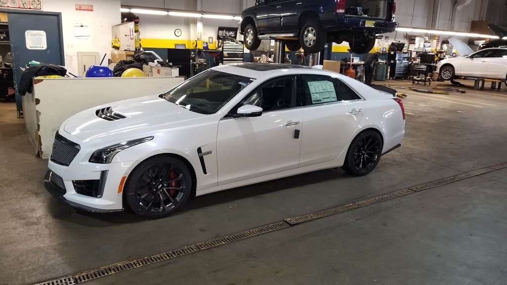 Crown Cadillac | 1584 US-22, Watchung, NJ 07069, USA | Phone: (908) 747-4356