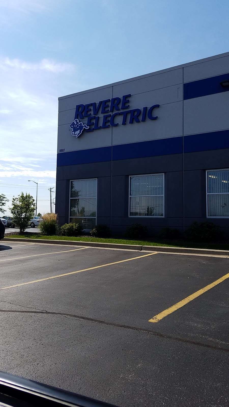 Revere Electric Supply | 8807 187th St, Mokena, IL 60448, USA | Phone: (708) 995-3251