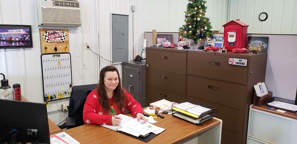 Tools Auto Sales & Details | 719 W Lincoln Ave, Pontiac, IL 61764, USA | Phone: (815) 842-3600