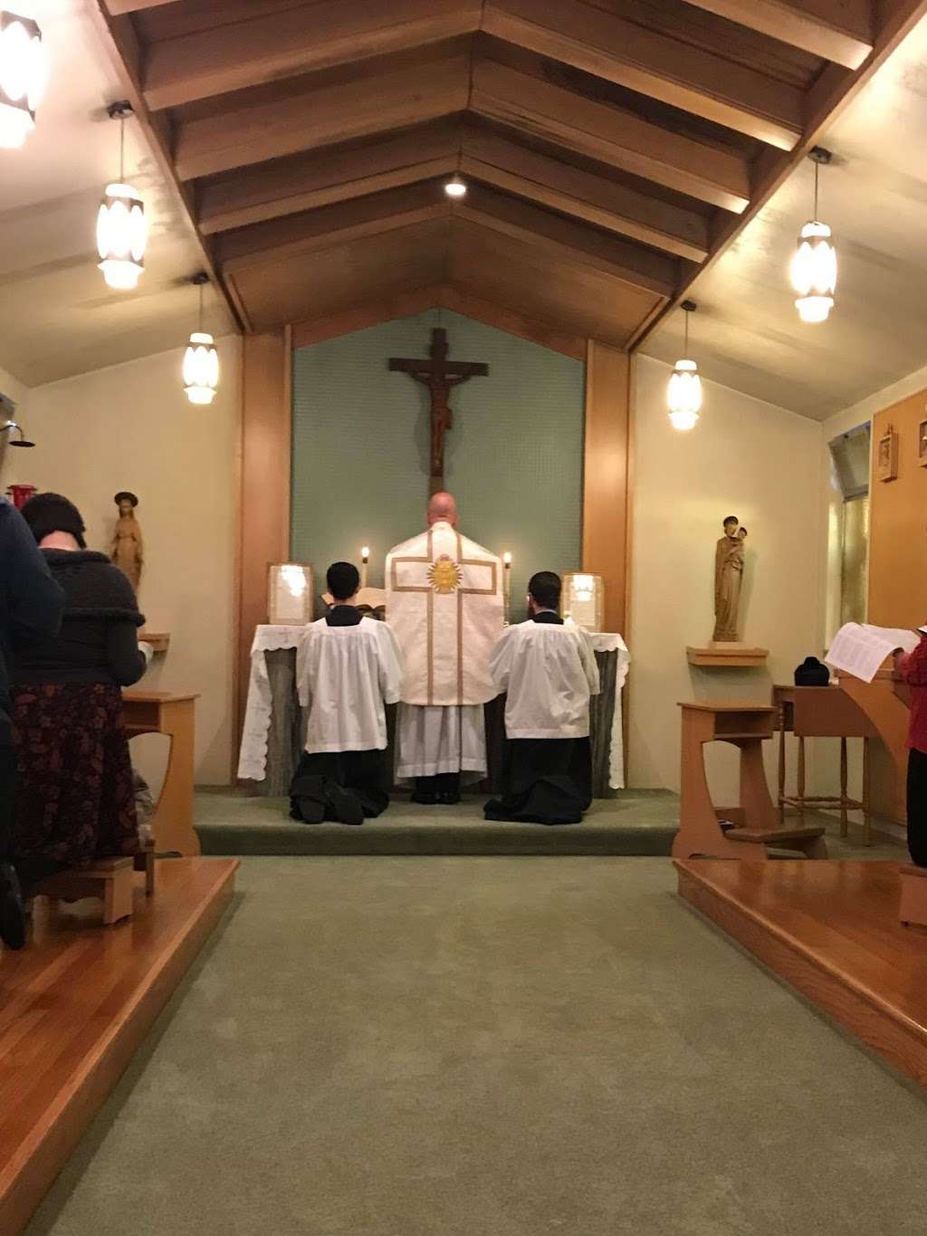 St Apollinaris Catholic Church | 3700 Lassen St, Napa, CA 94558, USA | Phone: (707) 257-2555