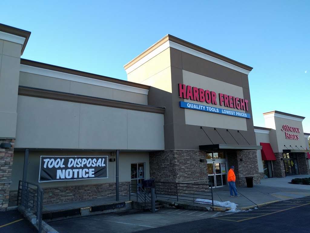 Harbor Freight Tools | 2104 US Hwy 70 SE, Hickory, NC 28602, USA | Phone: (828) 323-1067