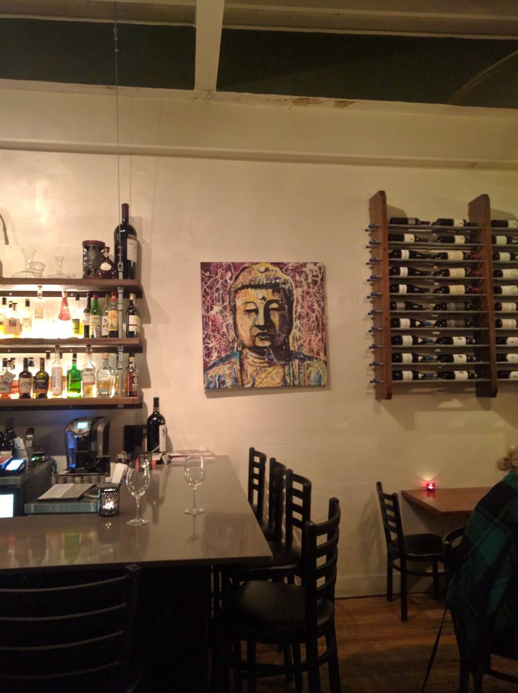 Neighbors Wine Bar | 2202 Kearney St, Denver, CO 80022, USA | Phone: (303) 333-1149