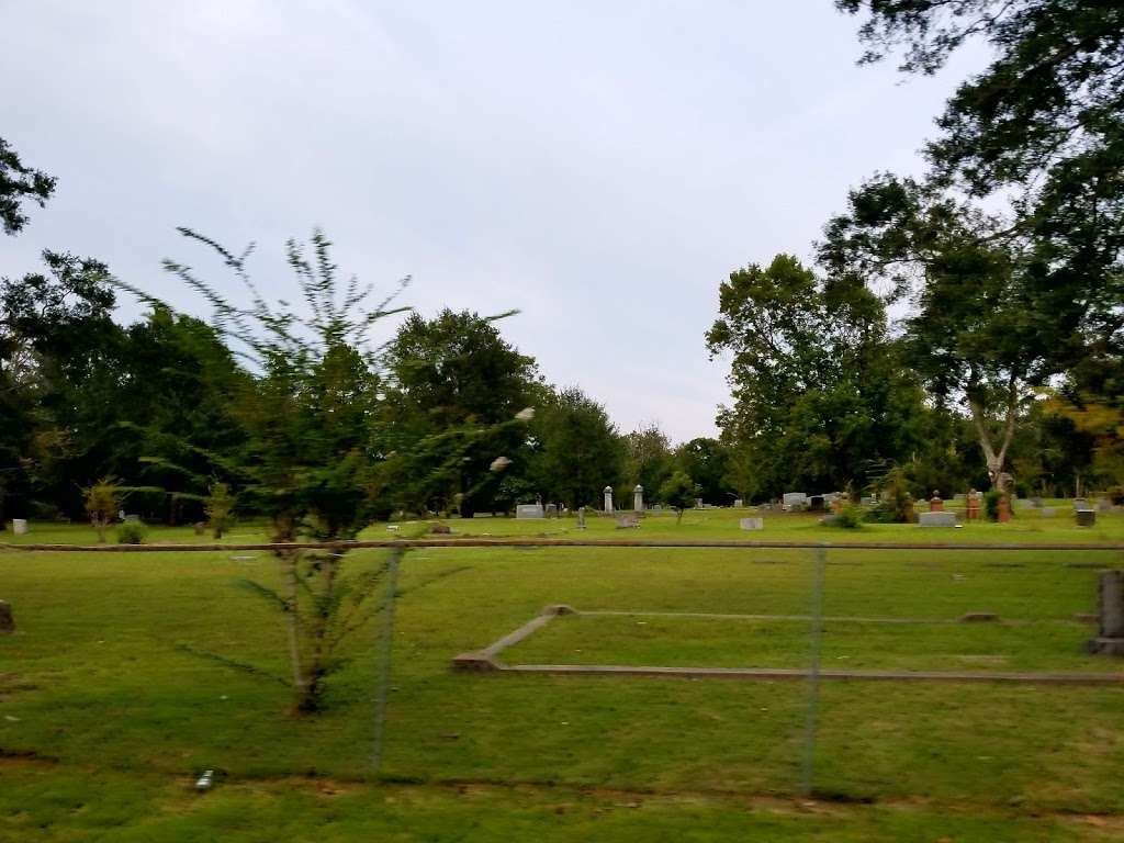 Oakwood Cemetery | Conroe, TX 77301