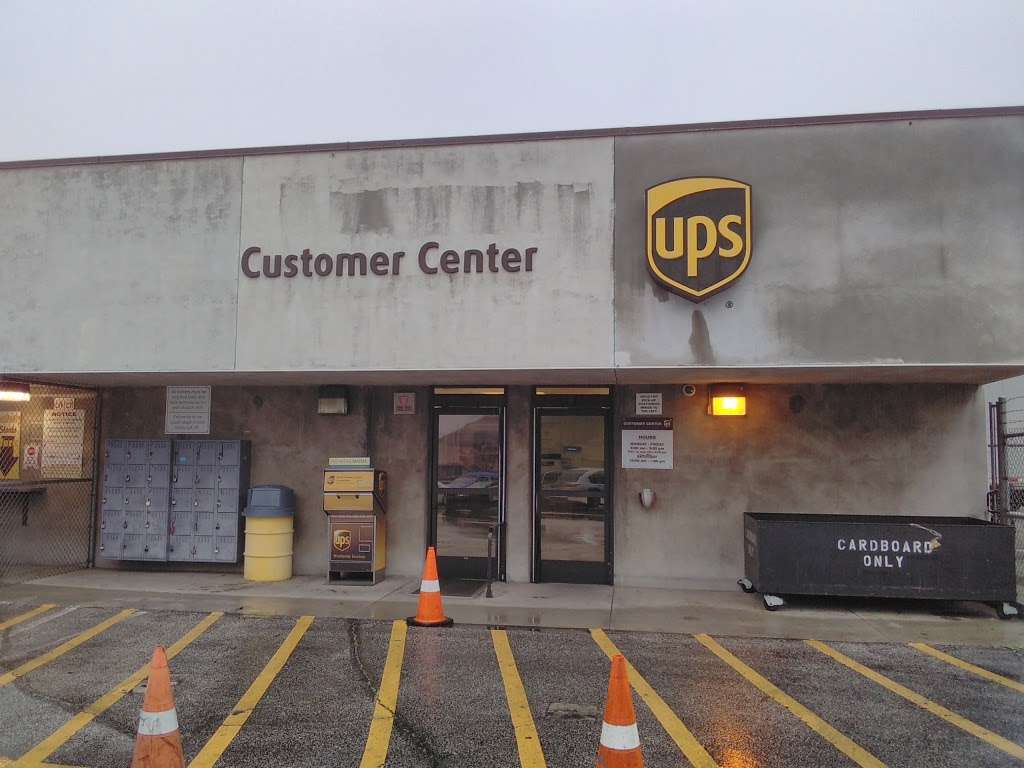 UPS Sylmar | 12745 Arroyo St, Sylmar, CA 91342 | Phone: (800) 742-5877