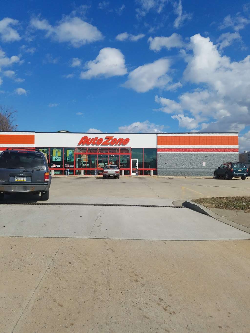 AutoZone Auto Parts | 1705 N George St, York, PA 17404 | Phone: (717) 848-2022