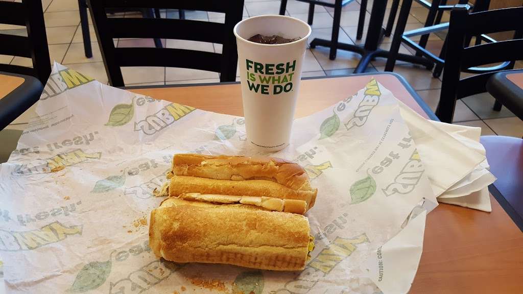 Subway | 27405 US-27 #105, Leesburg, FL 34748, USA | Phone: (352) 314-8847