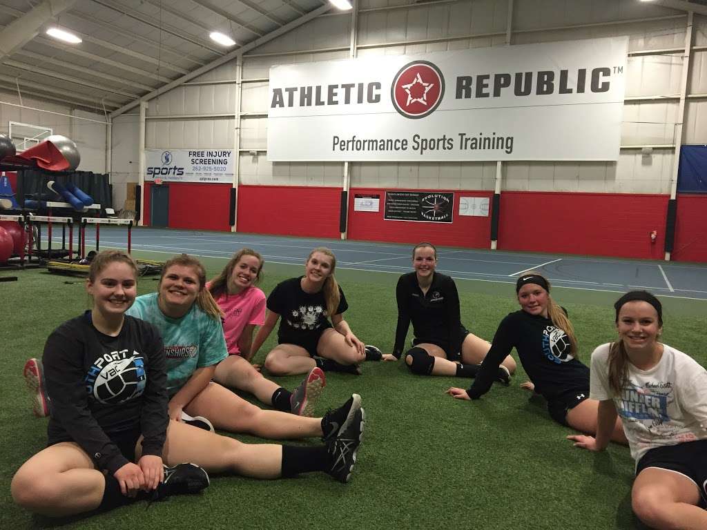 Athletic Republic Kenosha - Training Center | 4211 Green Bay Rd, Kenosha, WI 53144, USA | Phone: (262) 925-9000