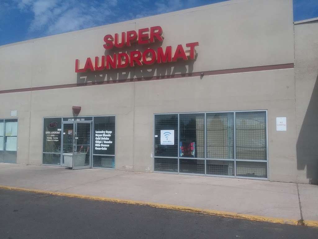 Super laundromat | 12455 E Mississippi Ave, Aurora, CO 80012, USA