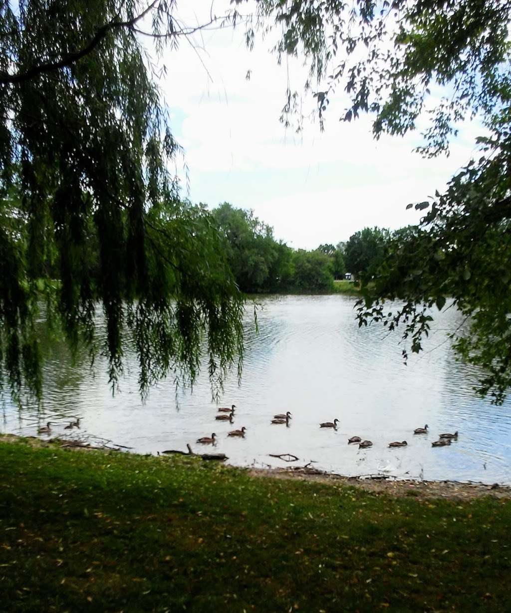 Marquette Park and Fishing Spot | 6743 S Kedzie Ave, Chicago, IL 60629, USA | Phone: (312) 747-6469