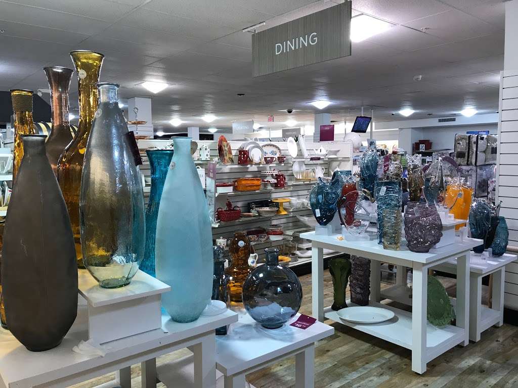 HomeGoods | 550 E Lancaster Ave, St Davids, PA 19087, USA | Phone: (610) 293-8061