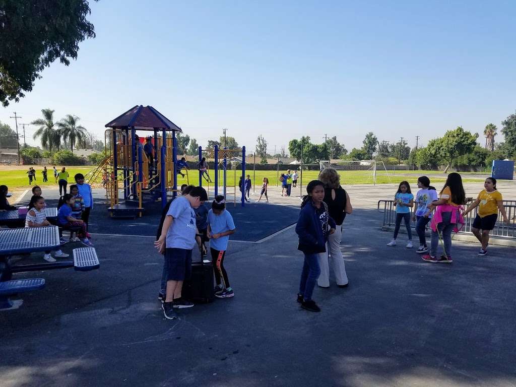 Montvue Elementary School | 1440 San Bernardino Ave, Pomona, CA 91767, USA | Phone: (909) 397-4655