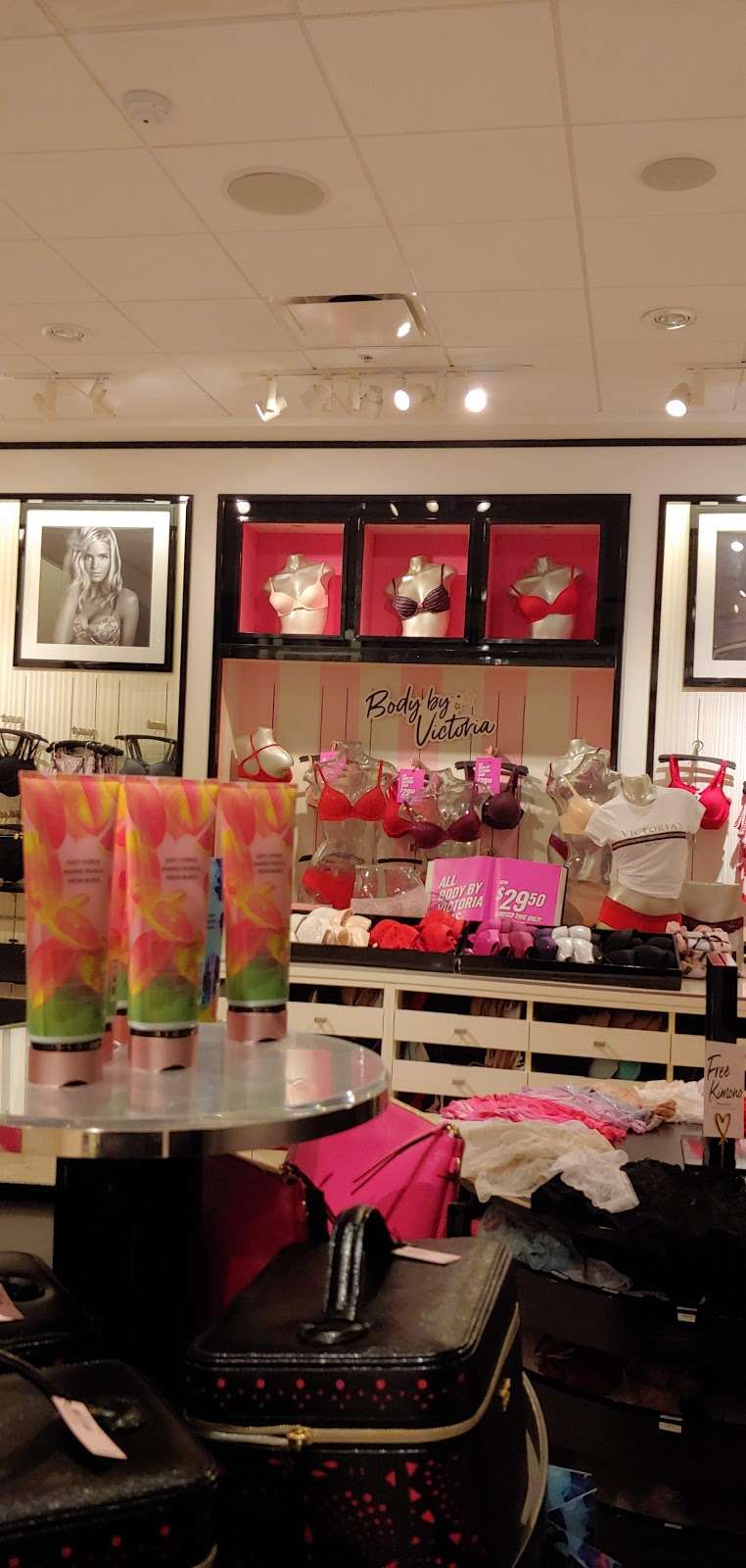 Victorias Secret & PINK | 6909 N Loop 1604 E #1128, San Antonio, TX 78247, USA | Phone: (210) 651-4632 Victorias Secret & PINK | 6909 N Loop 1604 E #1128, San Antonio, TX 78247, USA | Phone: (210) 651-4632
